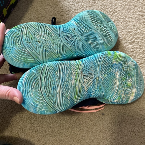Nike Kyrie 6 CNCPTS Men’s size 11 like new. - Picture 5 of 6